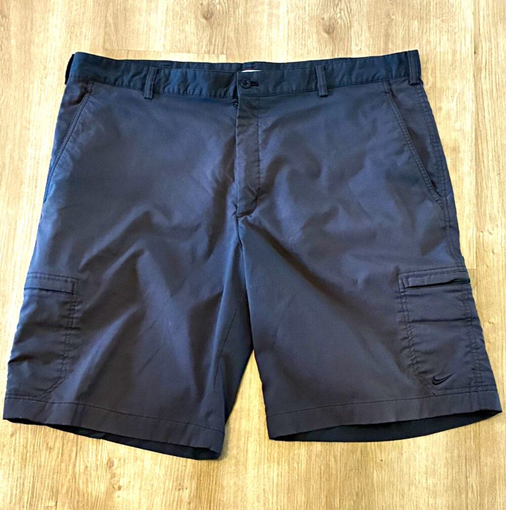 Nike Golf Dri-FIT Men's Black Golf Shorts 40W 11" Inseam Flat Front Pockets